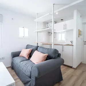 https://apartamento-el-estudio-del-poeta.hotelsincadiz.net